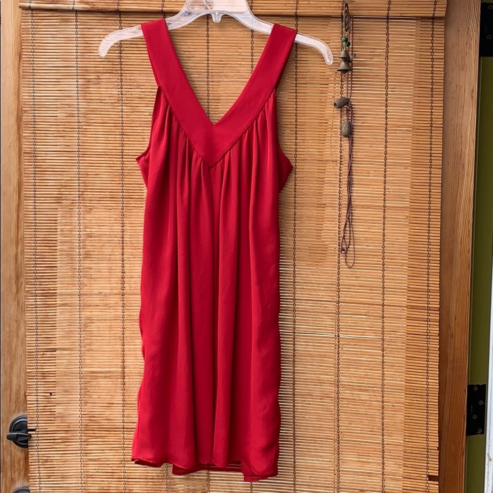 Alice Olivia red silk tunic v neck Foley chic sexy